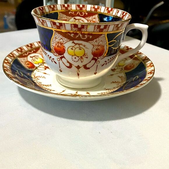 Antique Royal Vale Colclough Imari Cup and Saucer, made in Longton, England. - Picture 3 of 16